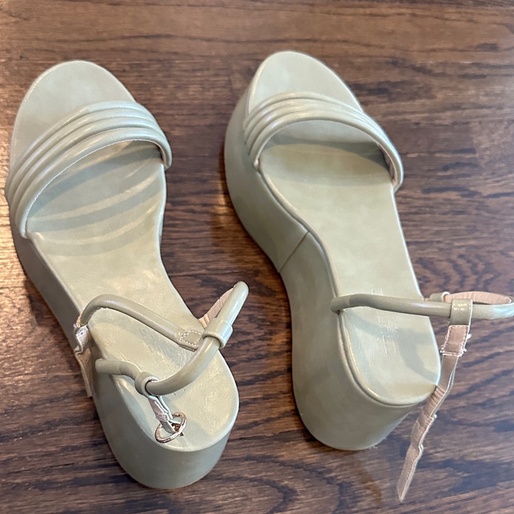 Olive Green Platform Sandals - Picture 4 of 10